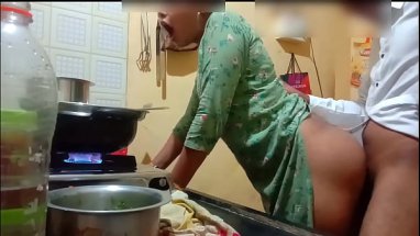 Indian sexy wife got fucked while cooking xxx hd video